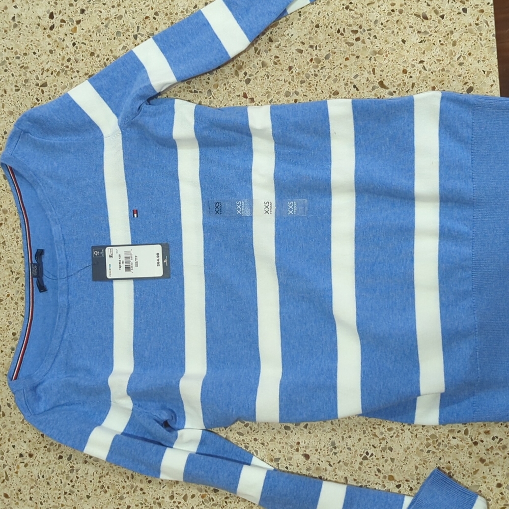 Tommy Hilfiger sweater